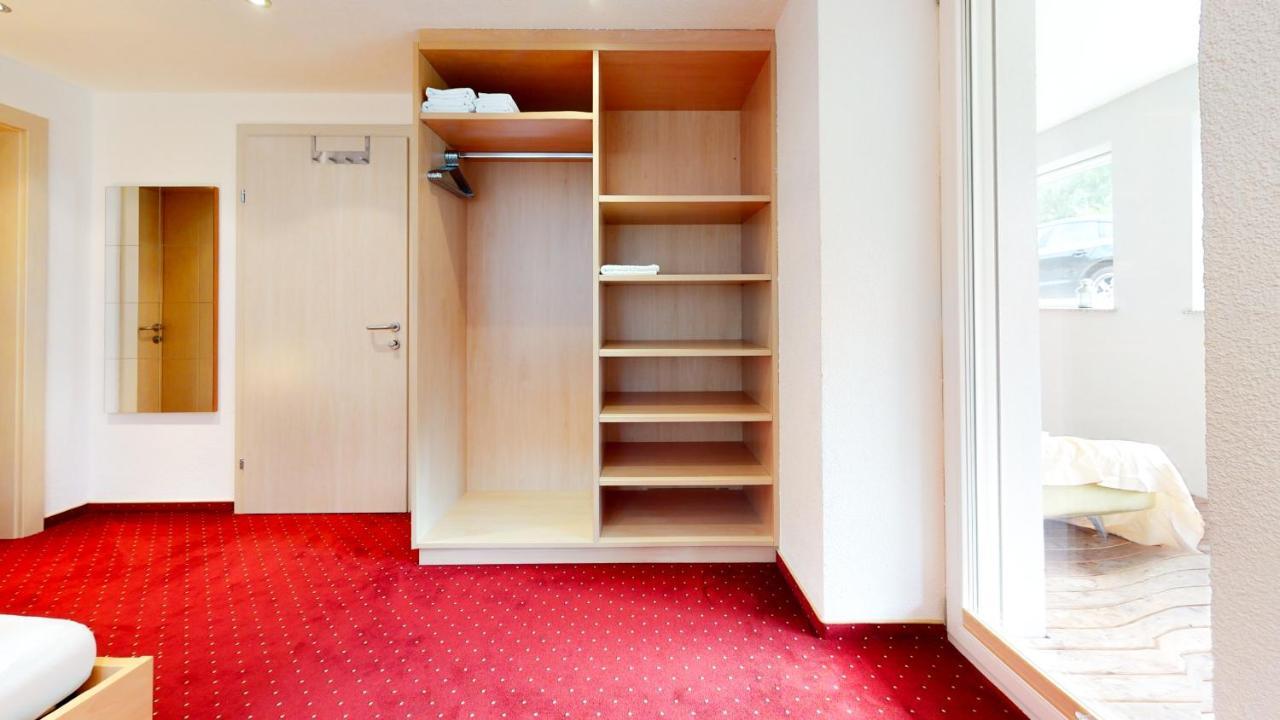 Haus Isabella Apartments - 외치 외부 사진